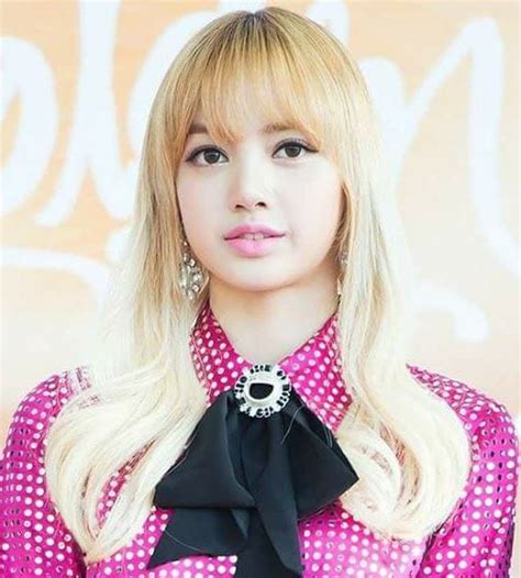 LISA (BLACKPINK) Profile (Updated!)